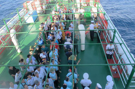 Xúc động tri ân các anh hùng liệt sĩ trên đảo Trường Sa ảnh 10