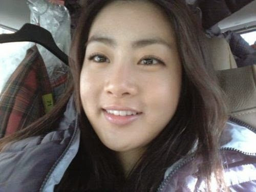 4 mỹ nhân Hàn bị chê tơi tả vì chụp hình "tự sướng" ảnh 11