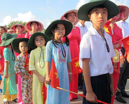 Xúc động tri ân các anh hùng liệt sĩ trên đảo Trường Sa ảnh 6