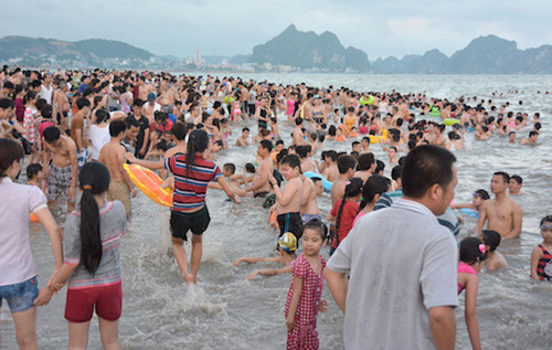 Người Việt, du lịch, biển, nghỉ lễ Người Việt, du lịch, biển, nghỉ lễ