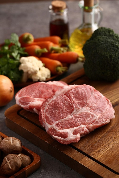 Thịt má đào lợn chế biến được nhiều món ăn ngon. Ảnh minh họa: Internet Thịt má đào lợn chế biến được nhiều món ăn ngon. Ảnh minh họa: Internet