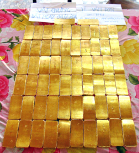 92kg vàng của Luân và Vân bị thu giữ