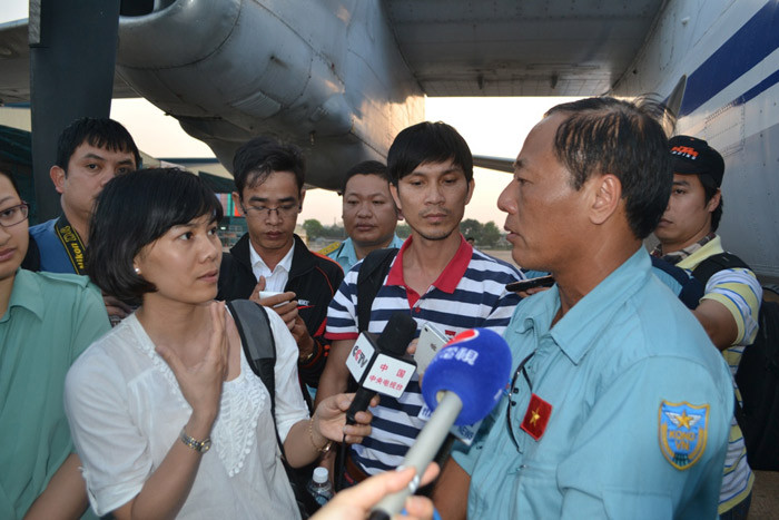 TRỰC TIẾP: Dò được tín hiệu Boeing mất tích ảnh 3