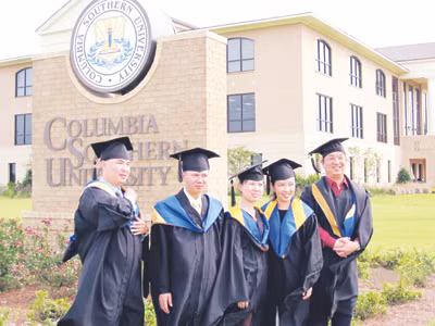 Hình ảnh về CSU tại Mỹ được quảng cáo trên mạng