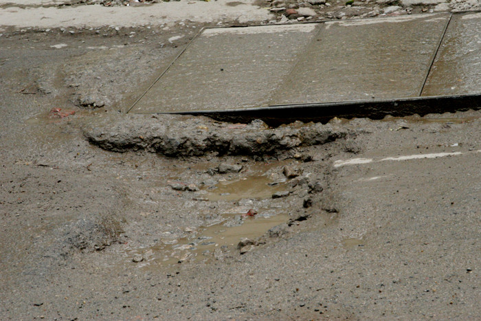 Xuất hiện vết nứt, 