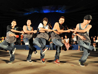 Teen nam cũng dễ bị xâm hại tình dục (ảnh minh họa) Ảnh: Công lý