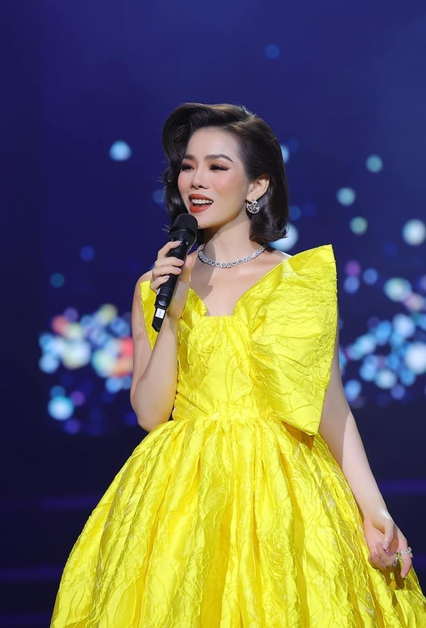 Lệ Quyên vẫn chưa có phản hồi chính thức về vấn đề vi phạm bản quyền Lệ Quyên vẫn chưa có phản hồi chính thức về vấn đề vi phạm bản quyền