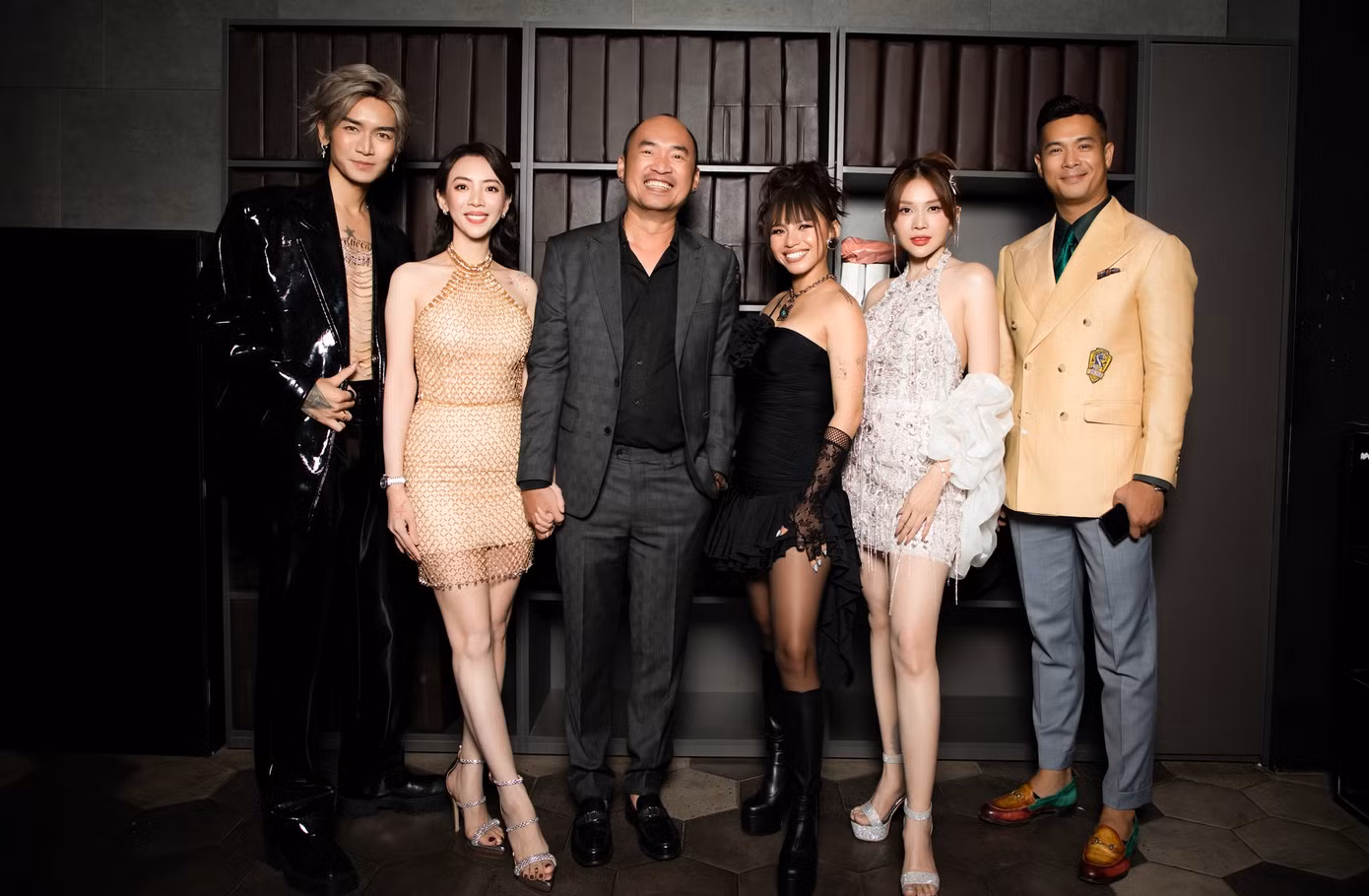 Buổi ra mắt phim thu hút nhiều gương mặt đình đám trong showbiz.