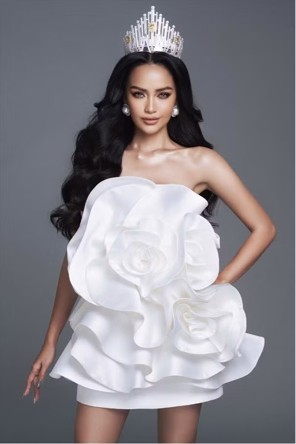 Nàng hậu đang tất bật với nhiều lịch trình trước thềm Miss Universe 2022.