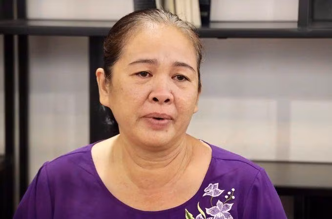 Mẹ Thiện Nhân nghẹn ngào bật khóc khi nói về con gái.