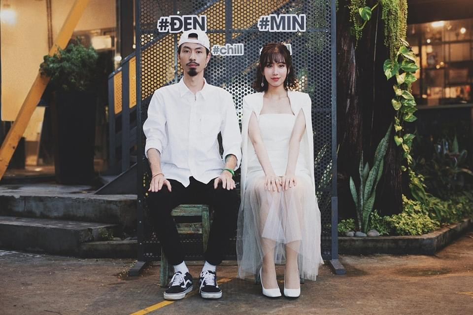 Trước đó, thông điệp "mình về quê nuôi cá và trồng thêm rau" trong Bài Này Chill Phết cũng tạo nên nhiều tranh cãi.