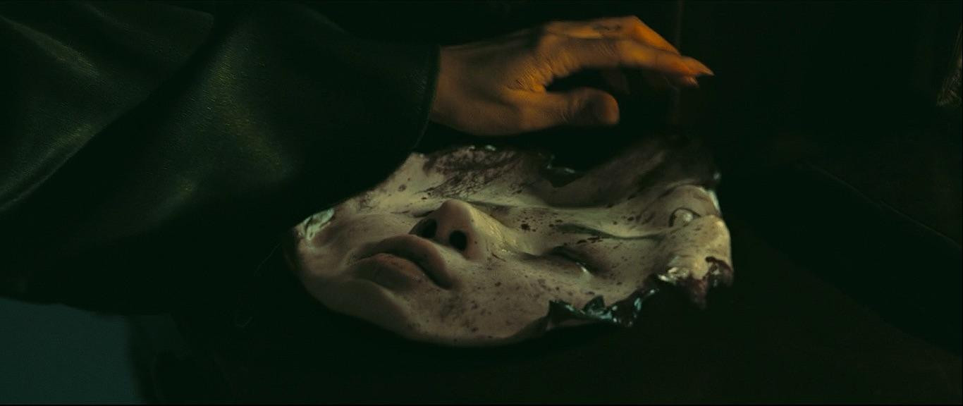 Một số hình ảnh từ trailer của phim "Chuyện ma gần nhà".