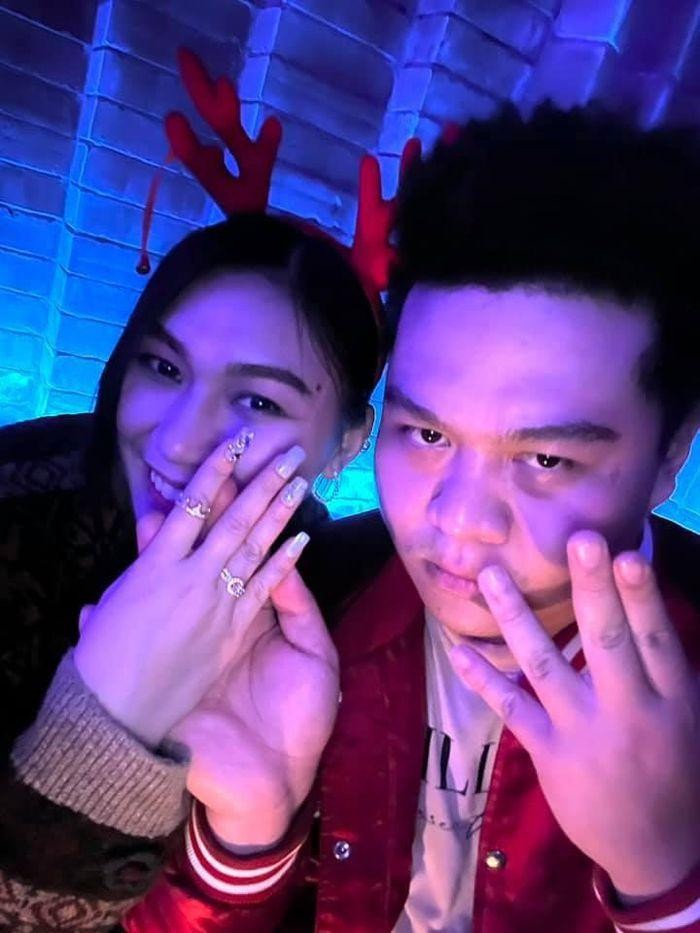 Yuno Big Boi sẽ là người đầu tiên trong hội anh em Rap Việt lên xe hoa rồi đây! Yuno Big Boi sẽ là người đầu tiên trong hội anh em Rap Việt lên xe hoa rồi đây!