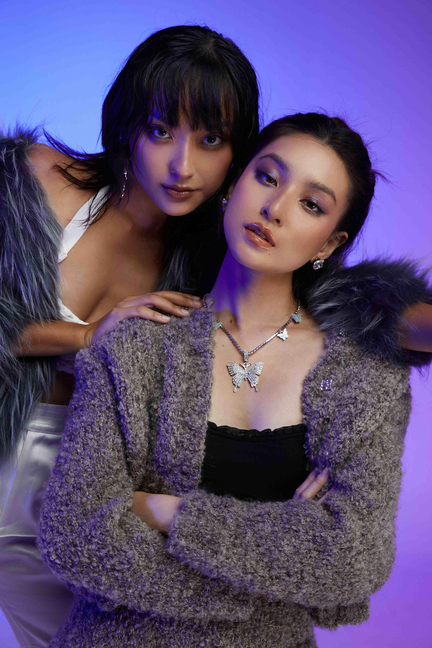 Hồ Thu Anh và Thảo Tâm