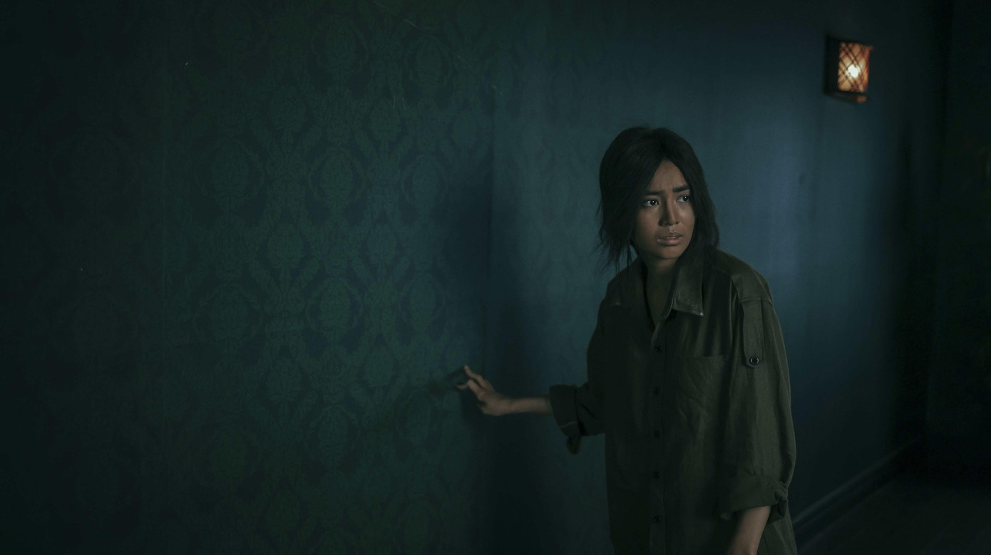 Nữ diễn viên nhận được nhiều lời khen khi dám làm xấu hình tượng. Nữ diễn viên nhận được nhiều lời khen khi dám làm xấu hình tượng.