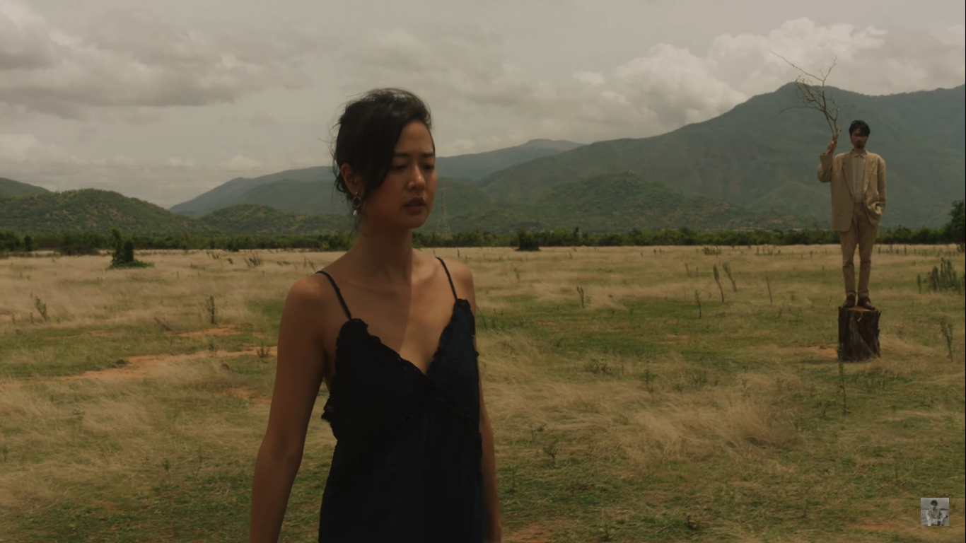 Ca từ của "Trốn Tìm" tạo sự đồng cảm lớn với người trẻ. Ca từ của "Trốn Tìm" tạo sự đồng cảm lớn với người trẻ.