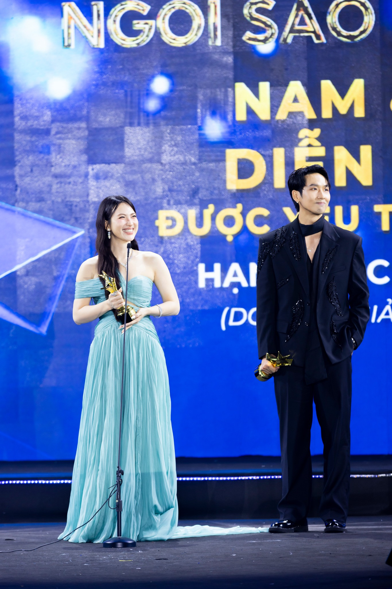 Sự lan tỏa mạnh mẽ của cặp đôi Sâu - Mai giúp Phương Anh Đào và Tuấn Trần chiến thắng hạng mục Cặp Đôi Được Yêu Thích trong giải thưởng Ngôi Sao Xanh. Sự lan tỏa mạnh mẽ của cặp đôi Sâu - Mai giúp Phương Anh Đào và Tuấn Trần chiến thắng hạng mục Cặp Đôi Được Yêu Thích trong giải thưởng Ngôi Sao Xanh.