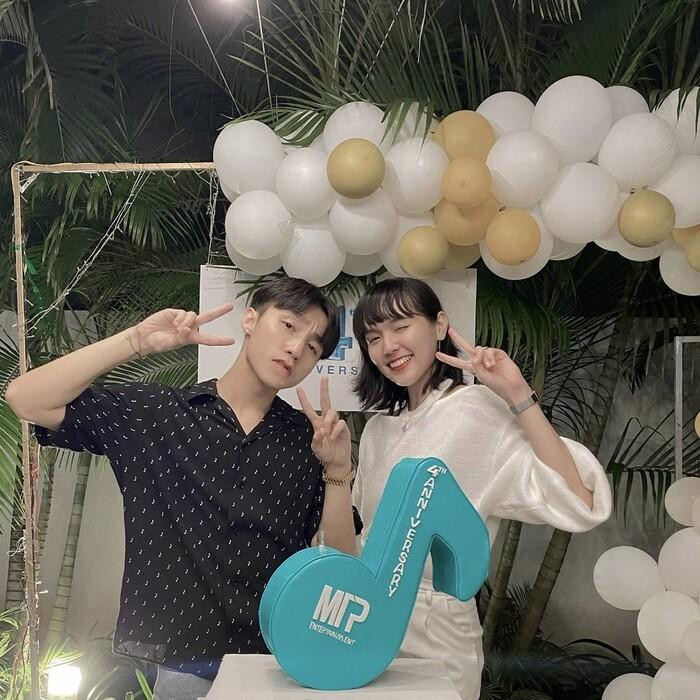 Từ "gà cưng" Hải Tú... Từ "gà cưng" Hải Tú...