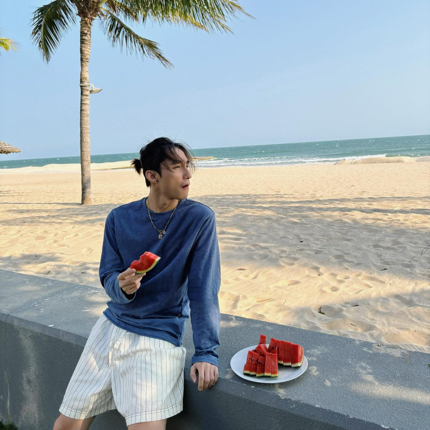 Một hình ảnh khác của Sơn Tùng trong kì nghỉ lễ mới đây lại nhận được nhiều lời khen.