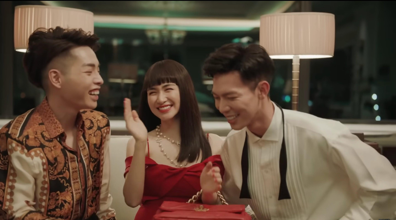 Đây hẳn là lần &quot;hiếm hoi&quot; hội Hoa Dâm Bụt đóng cameo mà không &quot;bóc phốt&quot; nhau.