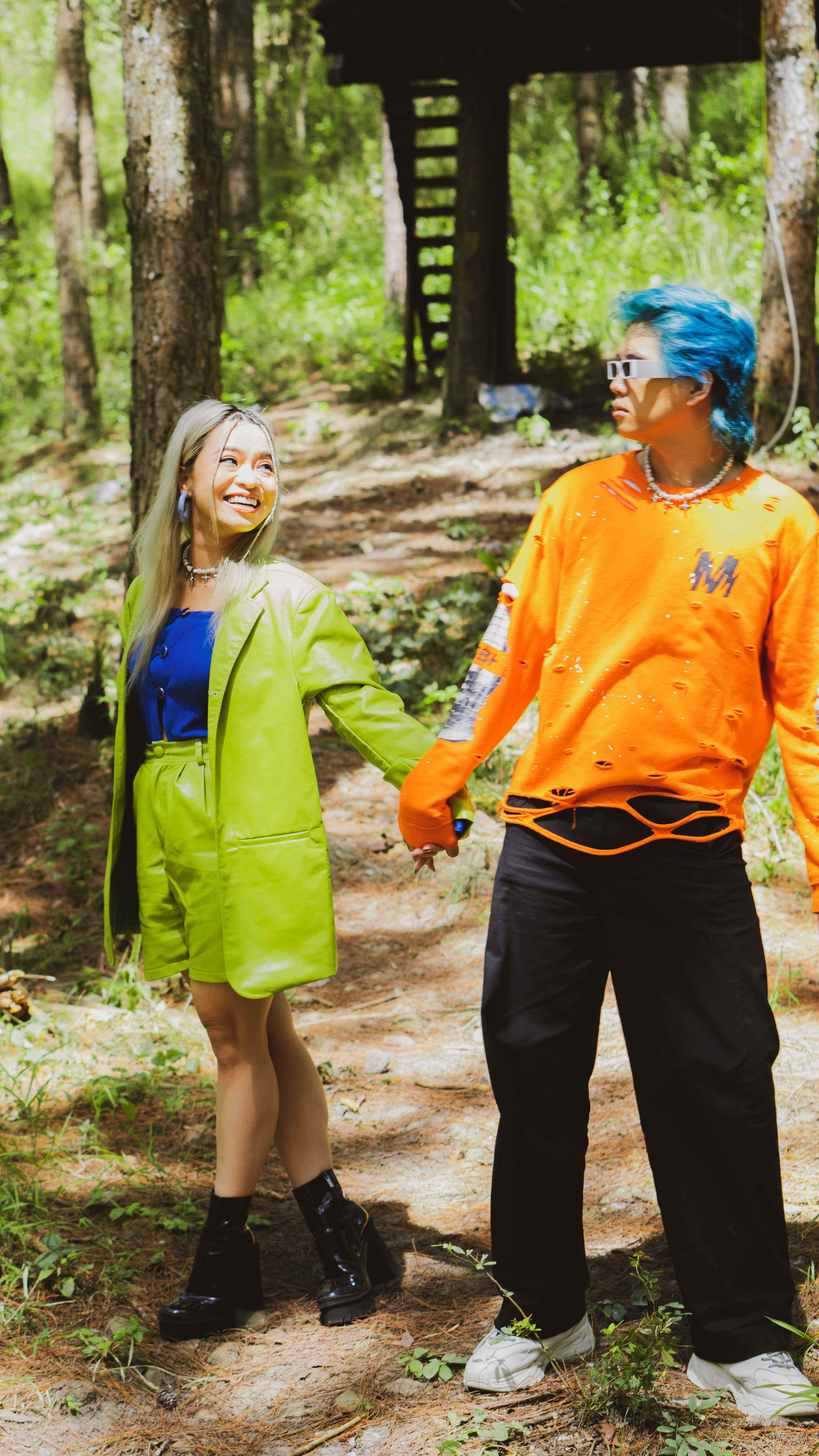 CHARLES. và Kim Chi Sun là bộ đôi producer đang được yêu thích thời gian gần đây. CHARLES. và Kim Chi Sun là bộ đôi producer đang được yêu thích thời gian gần đây.