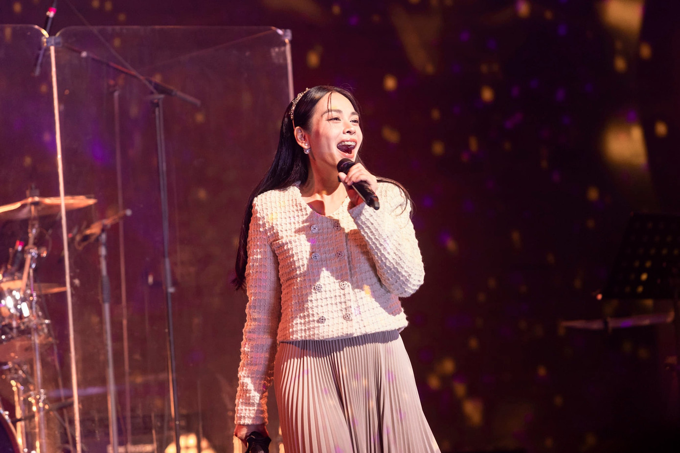 Ngọc Mai sở hữu kỹ thuật thanh nhạc tốt nhưng cô vẫn chưa có ca khúc hit cho mình. Ngọc Mai sở hữu kỹ thuật thanh nhạc tốt nhưng cô vẫn chưa có ca khúc hit cho mình.