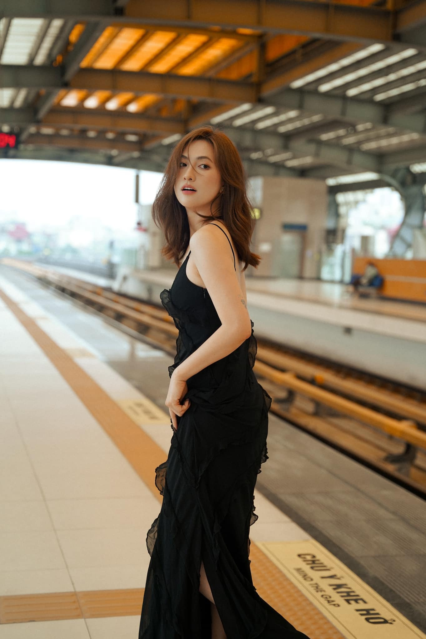 Nhiều khán giả kỳ vọng, Phương Anh Đào sẽ tận dụng sức bật của Mai để tìm kiếm cơ hội "xuất khẩu" đóng phim quốc tế như đàn chị Ngô Thanh Vân.