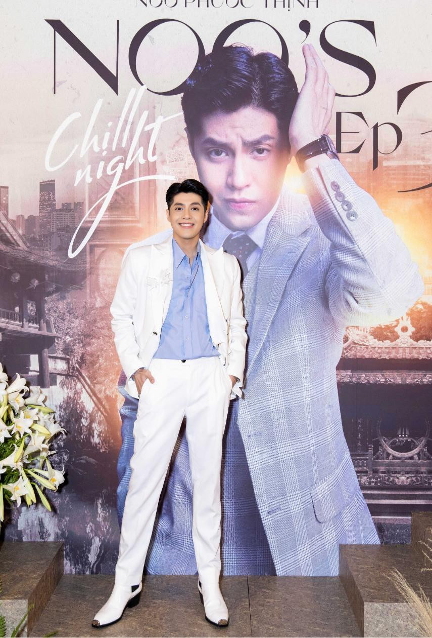 Noo Phước Thịnh khiến khán giả không khỏi háo hức khi anh đang trở lại đường đua âm nhạc một cách mạnh mẽ hơn.