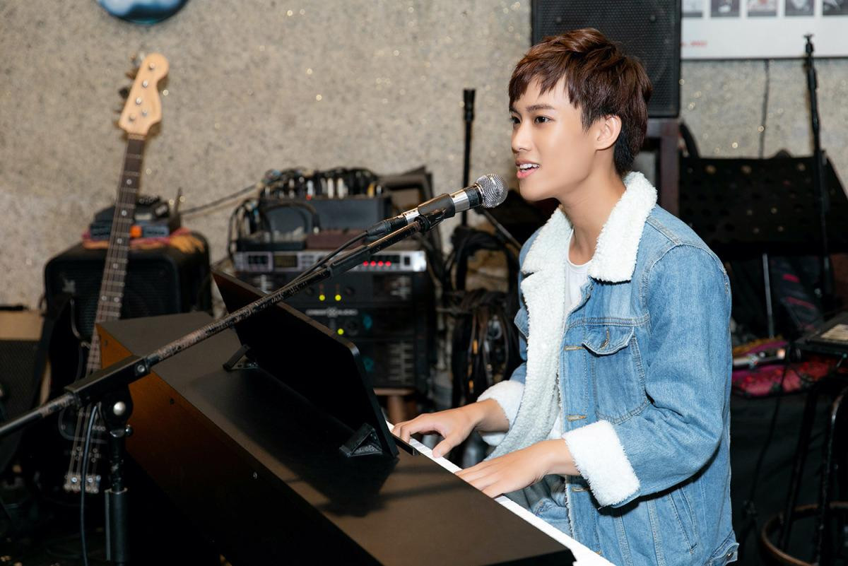 Võ Việt Phương được kỳ vọng là một nhân tố đầy tiềm năng của V-Pop.