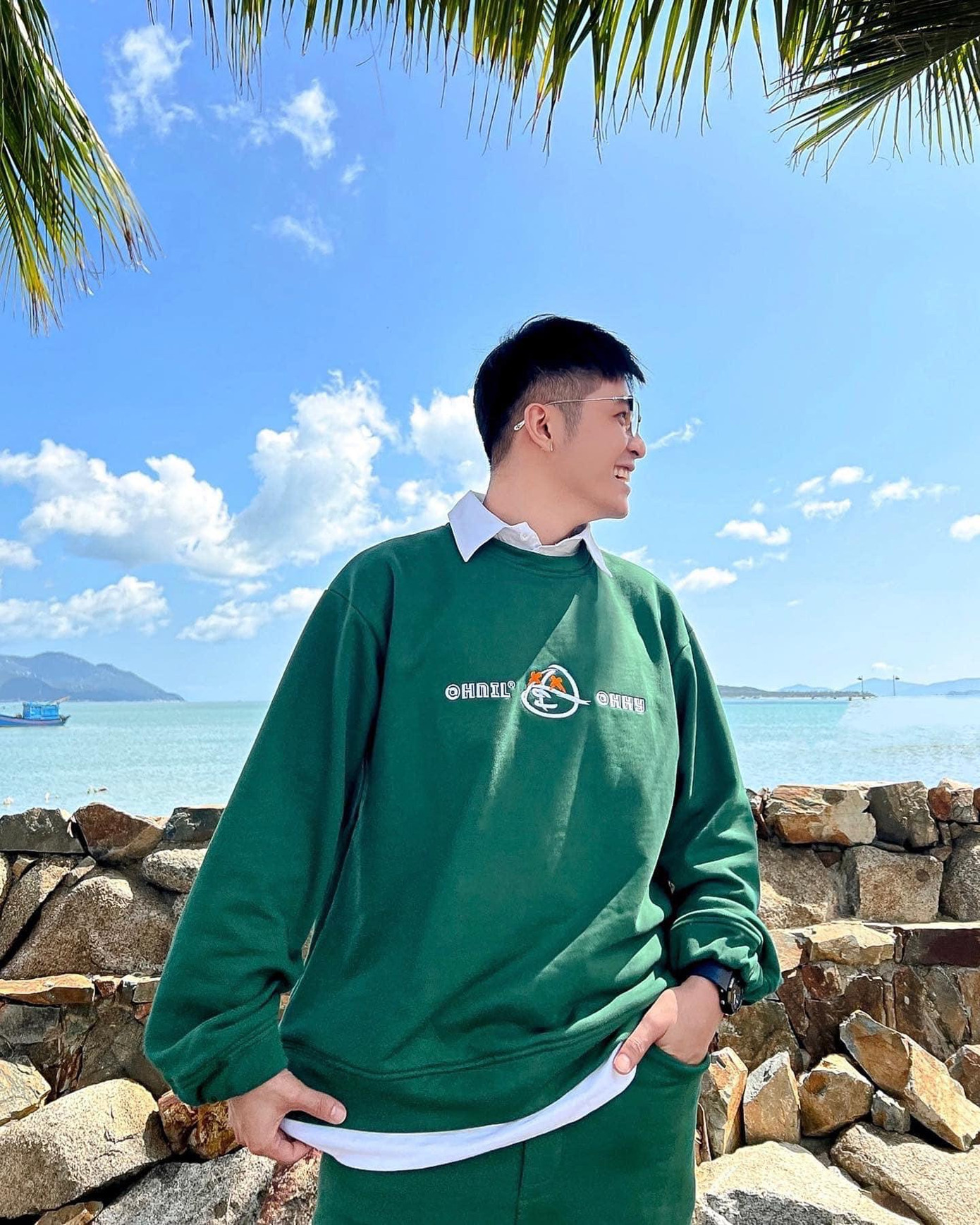 Vừa qua, Gin Tuấn Kiệt cũng đã có kì nghỉ lễ ở biển.