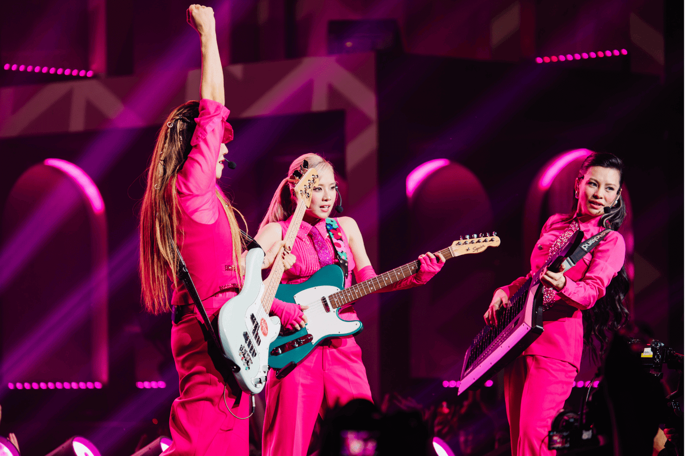 Công diễn 1 được xem như "tín hiệu" cho thấy một mùa Chị Đẹp 2024 đa dạng thanh sắc.