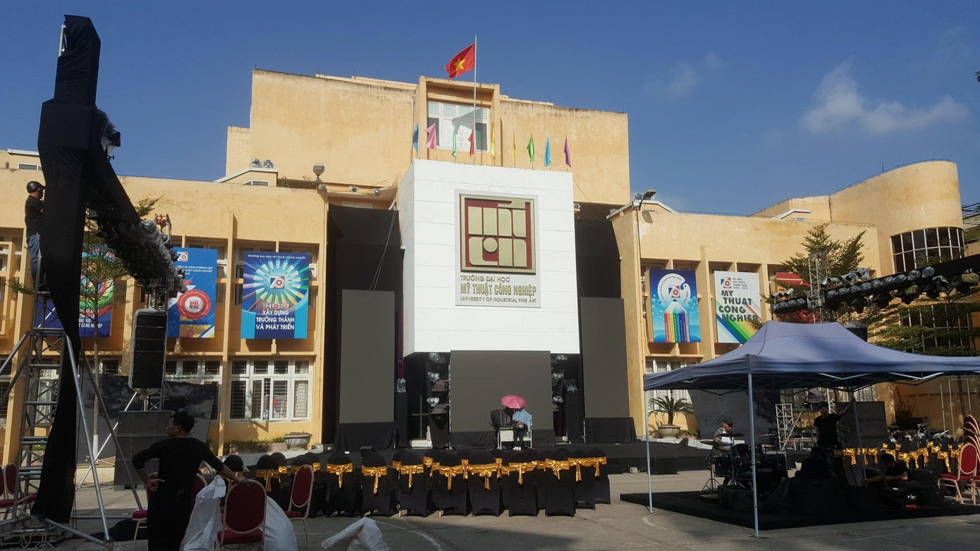 Trường Đại học Mỹ thuật Công nghiệp Hà Nội tổ chức thi các môn năng khiếu bằng hình thức thi từ xa. Ảnh: Fanpage Mỹ Thuật Công Nghiệp Trường Đại học Mỹ thuật Công nghiệp Hà Nội tổ chức thi các môn năng khiếu bằng hình thức thi từ xa. Ảnh: Fanpage Mỹ Thuật Công Nghiệp
