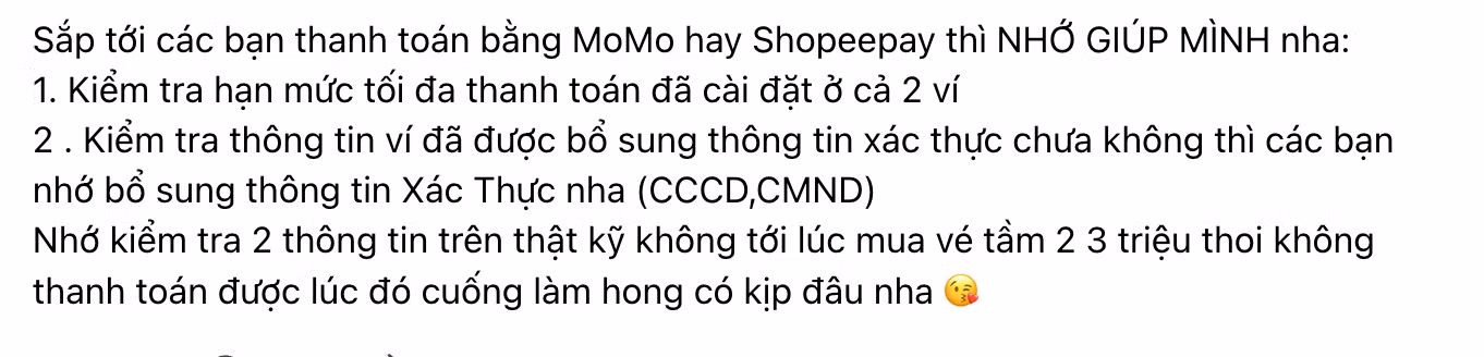 Nhiều người hâm mộ cũng đồng loạt "sang tai" những bí kíp trong "cuộc chiến săn vé".
