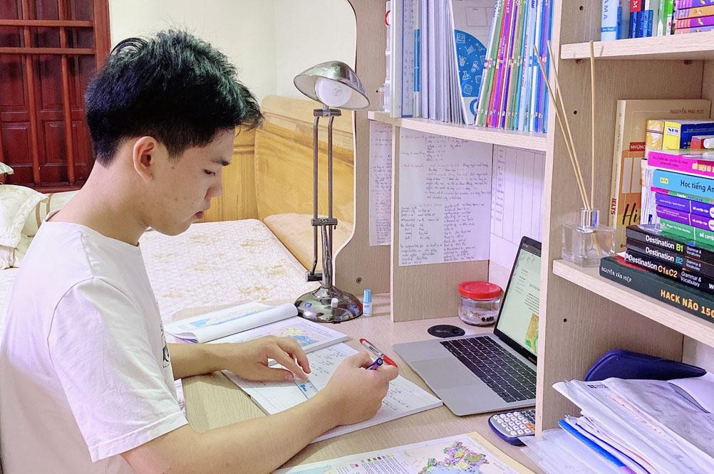 Teen mong muốn lịch thi được thông báo sớm để có kế hoạch &quot;chạy nước rút&quot; kịp thời. Ảnh minh họa từ: Internet