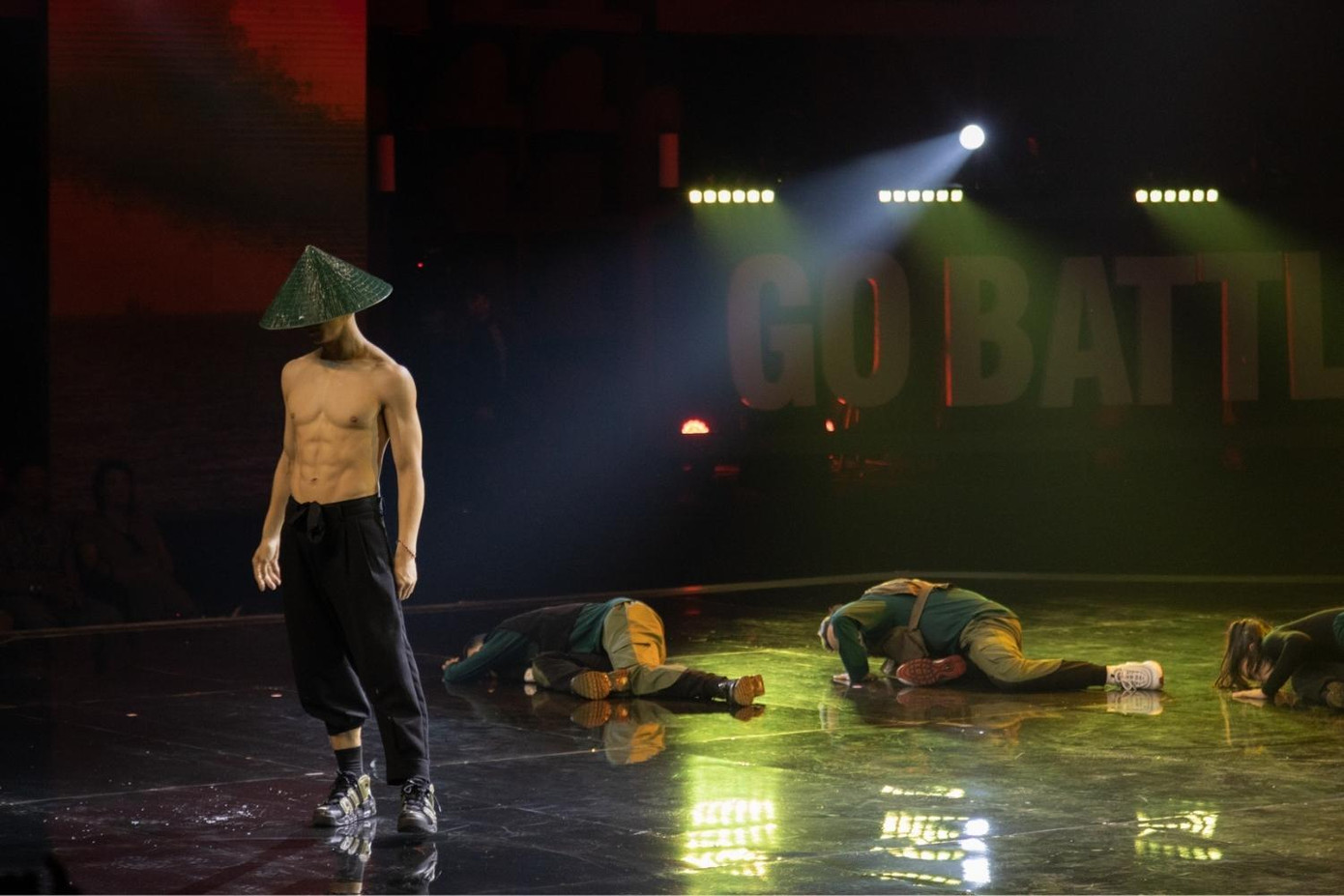 Tại Street Dance Việt Nam, Trọng Hiếu là một Đội trưởng thường xuyên sử dụng chất liệu văn hoá Việt Nam trong các phần trình diễn.