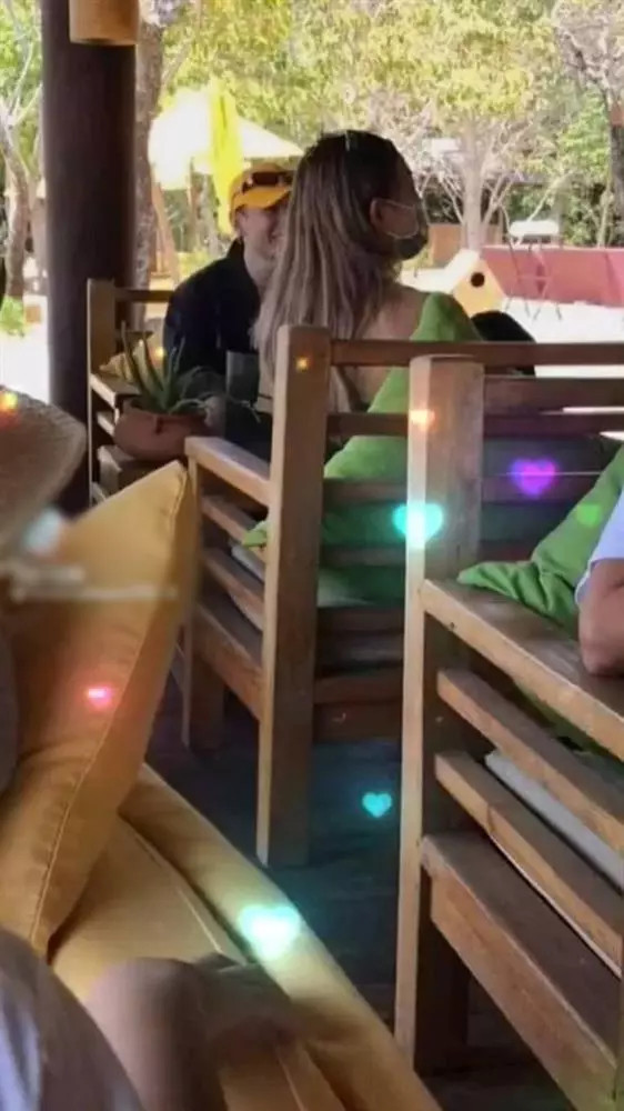 Netizen không khỏi mong đợi ngày cả hai công khai hẹn hò.