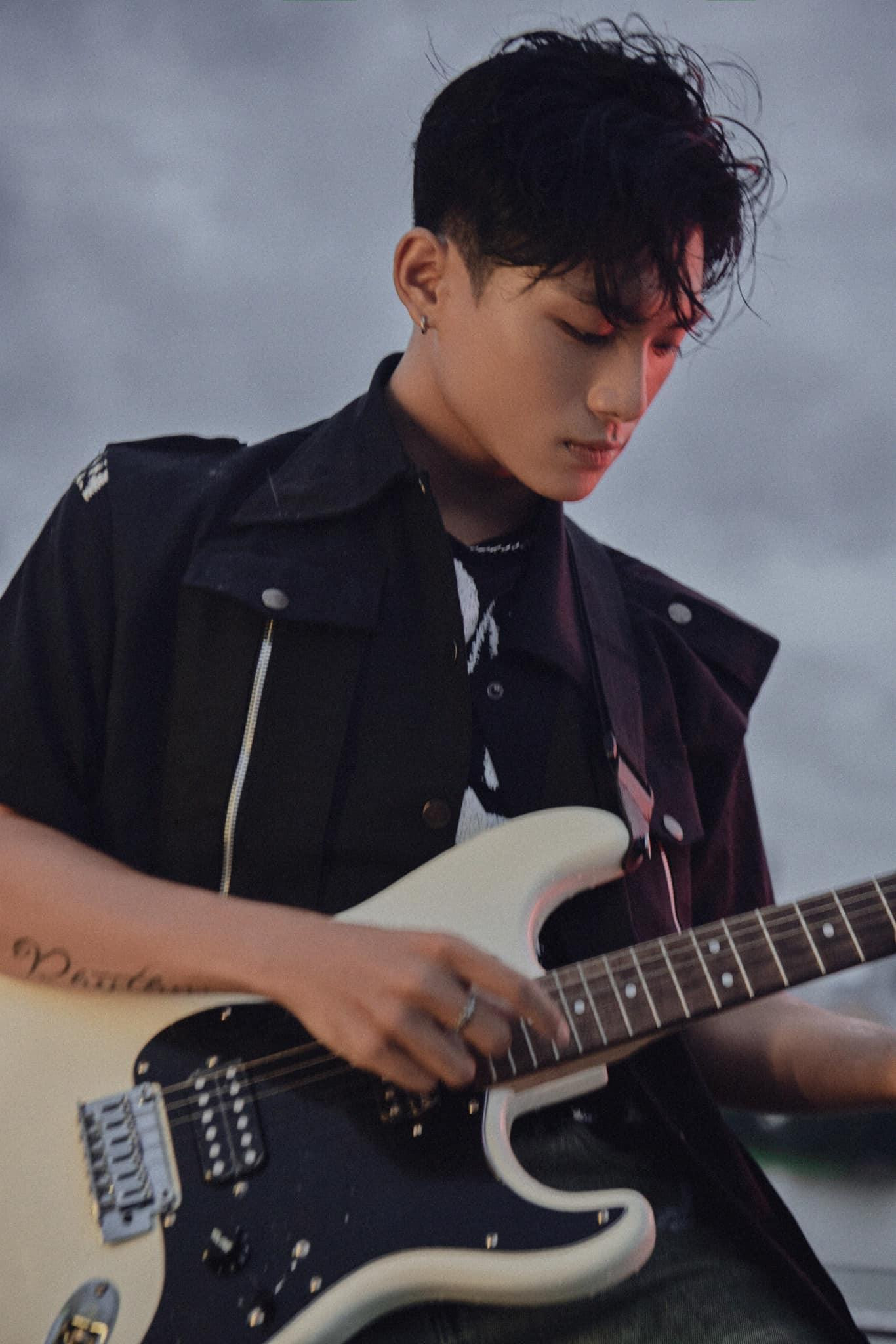 Grey D là 2 nam nghệ sĩ gen Z có hoạt động lẫn thành tích âm nhạc nổi bật trong năm nay Grey D là 2 nam nghệ sĩ gen Z có hoạt động lẫn thành tích âm nhạc nổi bật trong năm nay