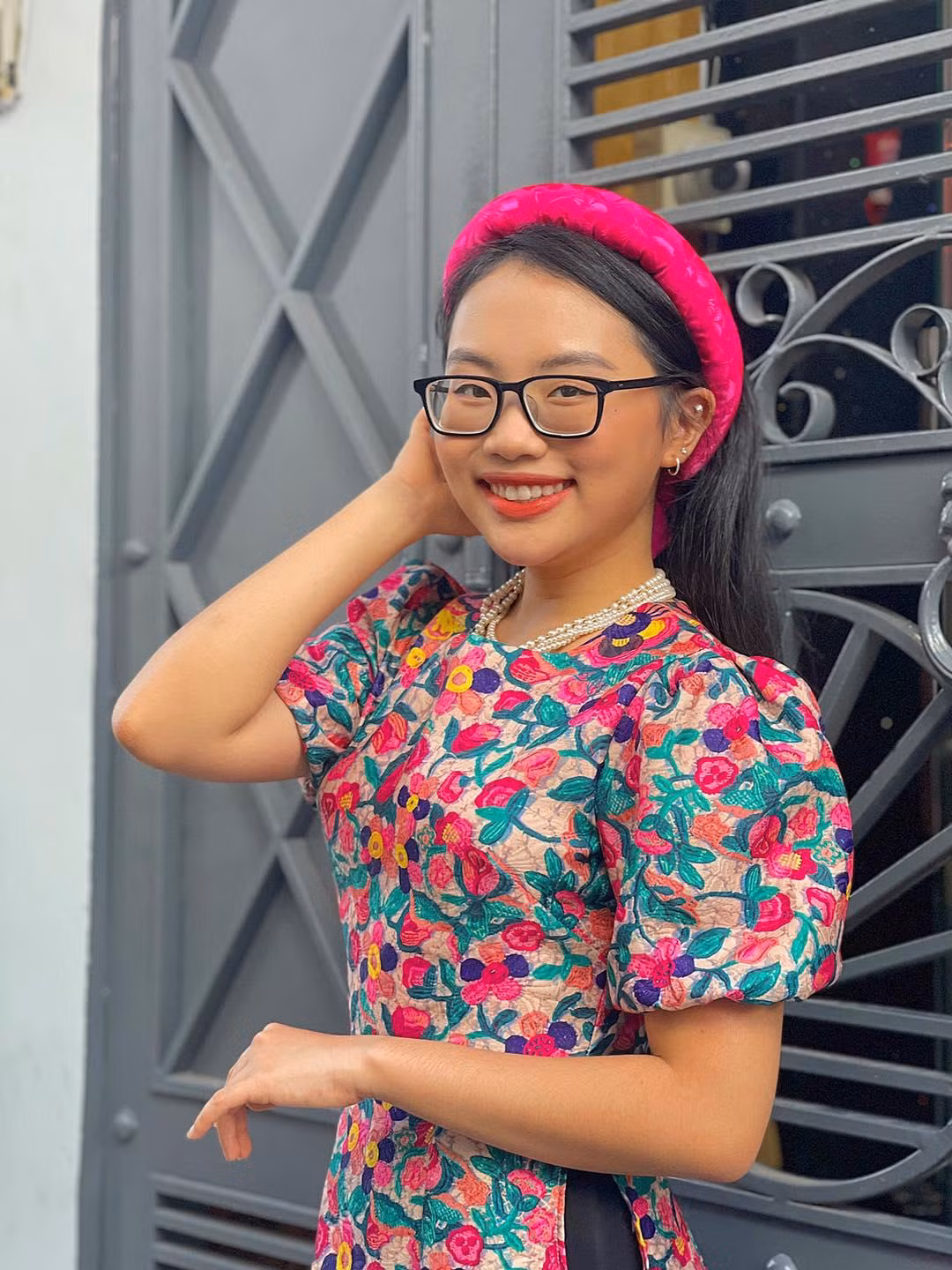 Không chỉ trưởng thành trong giọng hát, Phương Mỹ Chi còn "ghi điểm" trong lòng người hâm mộ bởi sự duyên dáng và cách ứng xử tinh tế, linh hoạt.