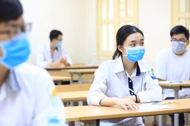 Kì thi THPT đợt 1 cho các thí sinh không ở khu vực bị phong tỏa, không phải thực hiện cách ly và không thuộc diện F0, F1, F2 sẽ tổ chức vào ngày 7, 8/7. (Ảnh minh họa từ Internet)