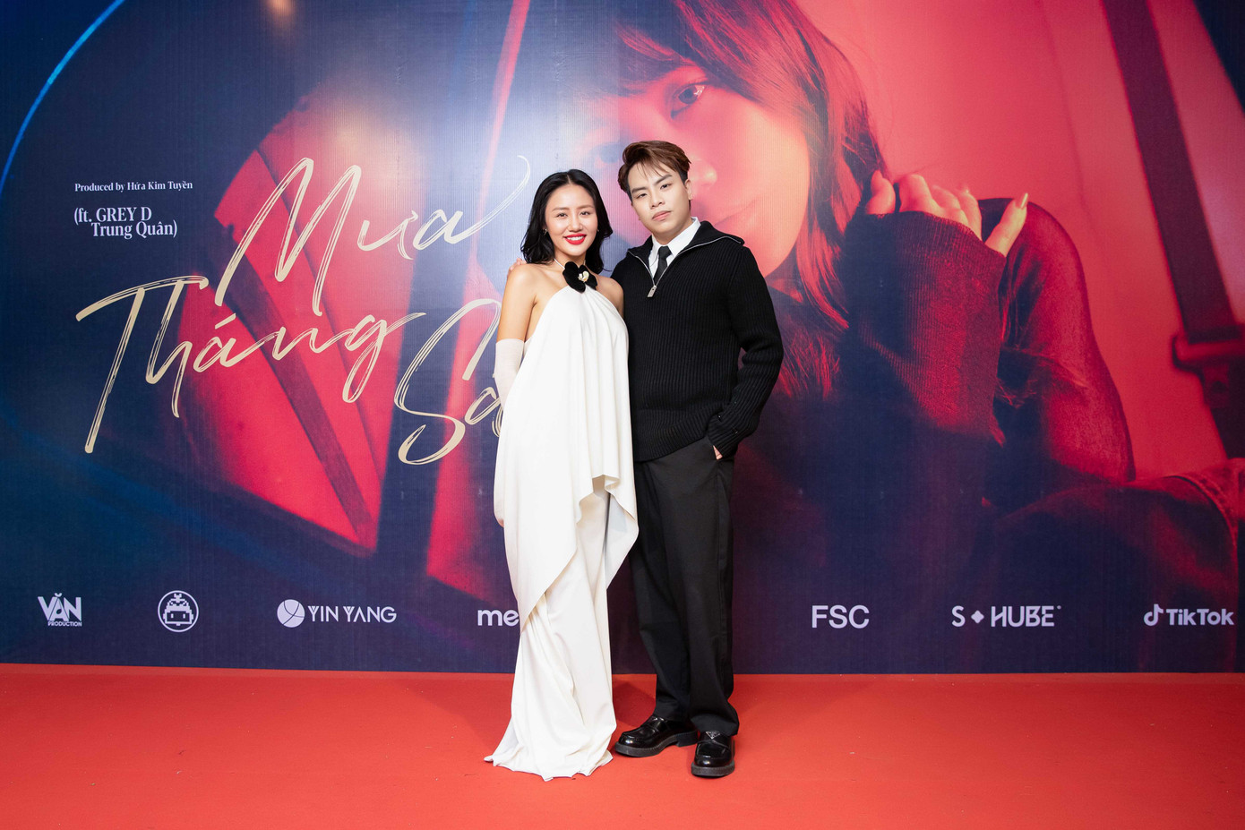 Hứa Kim Tuyền khẳng định Mưa Tháng Sáu là một sáng tác độc lập, không có bất kì liên quan gì đến những ca khúc khác. Hứa Kim Tuyền khẳng định Mưa Tháng Sáu là một sáng tác độc lập, không có bất kì liên quan gì đến những ca khúc khác.