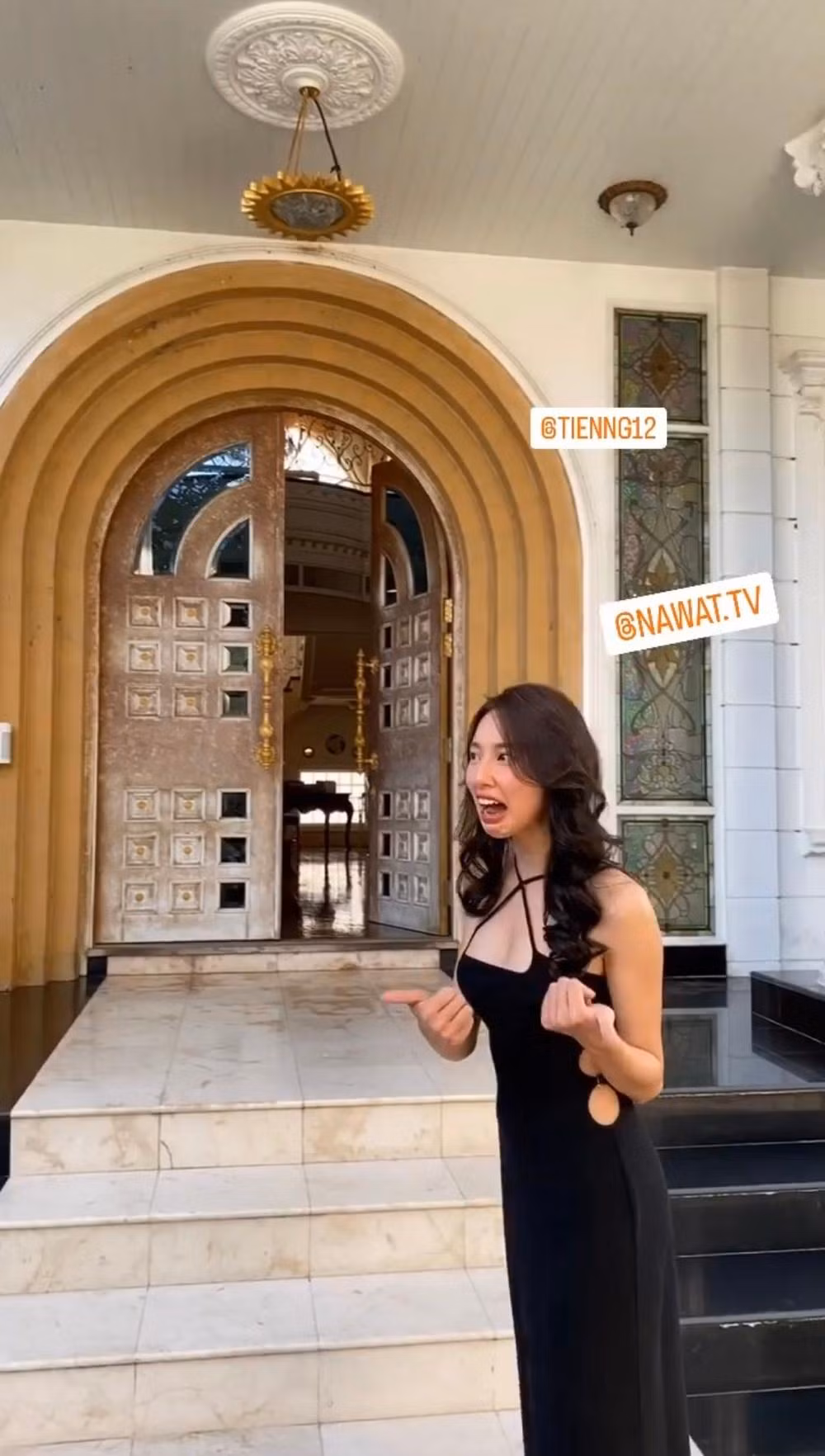 Biểu cảm "ngỡ ngàng, ngơ ngác và bật ngửa" của Thùy Tiên khiến người xem thích thú.