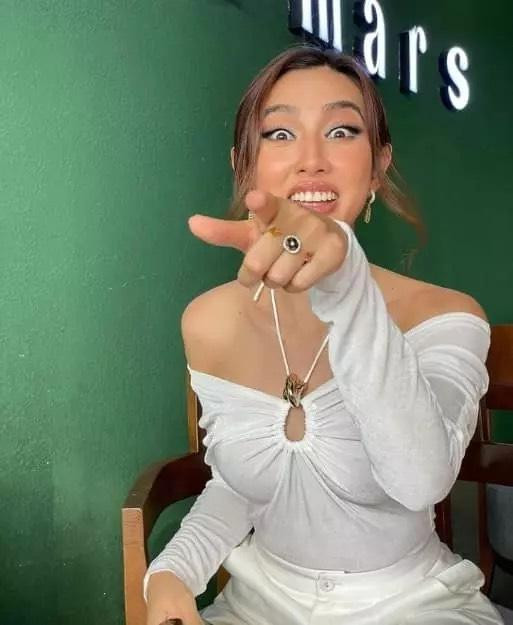 Ảnh dìm không tìm đến Thùy Tiên mà Thùy Tiên tự tìm đến ảnh dìm.