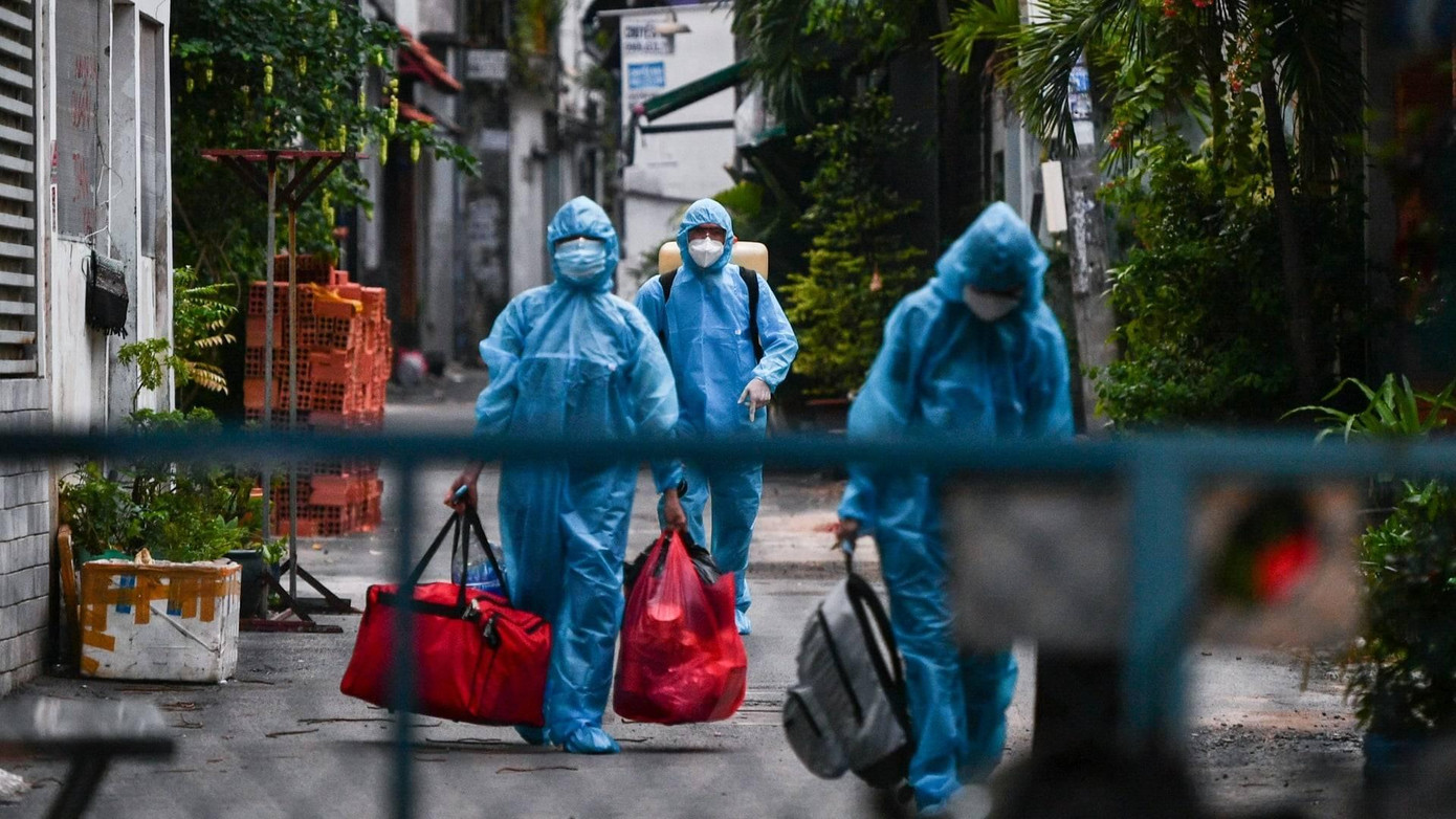 Những khu dân cư bị phong toả rải khắp thành phố. Ảnh: Ở Đâu Cũng Chụp. Những khu dân cư bị phong toả rải khắp thành phố. Ảnh: Ở Đâu Cũng Chụp.