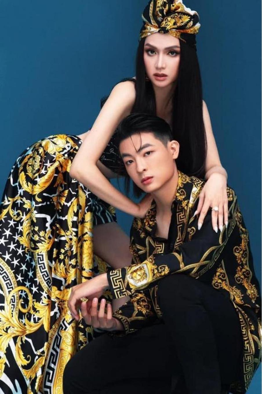 Anh chàng là học trò của Hoa hậu Hương Giang trong chương trình Quý Ông Hoàn Mỹ.