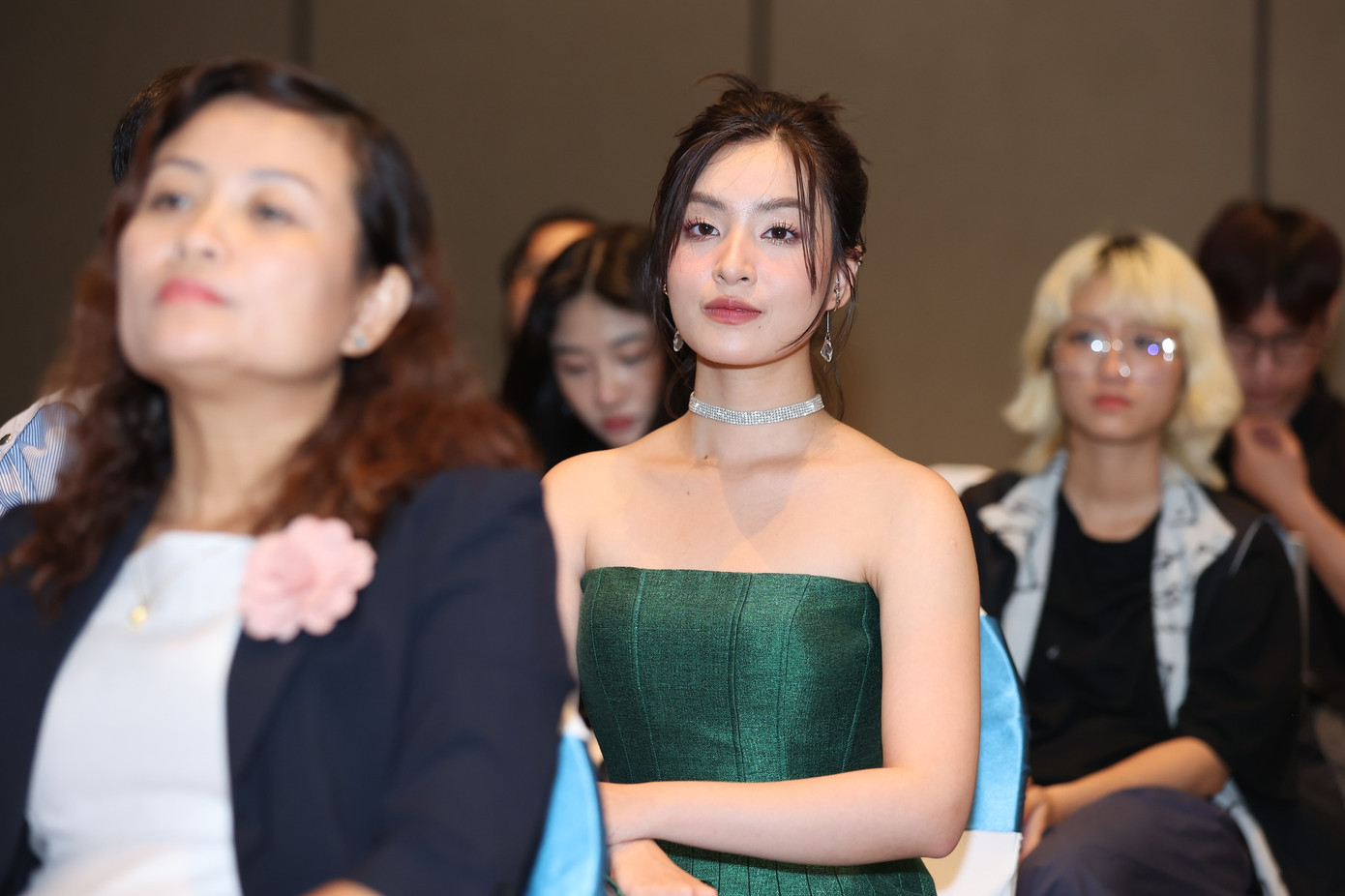 Sự kiện công bố Liên hoan phim HIFF thu hút sự tham gia của nhiều gương mặt được yêu thích như Thảo Tâm, Lương Thùy Linh,...