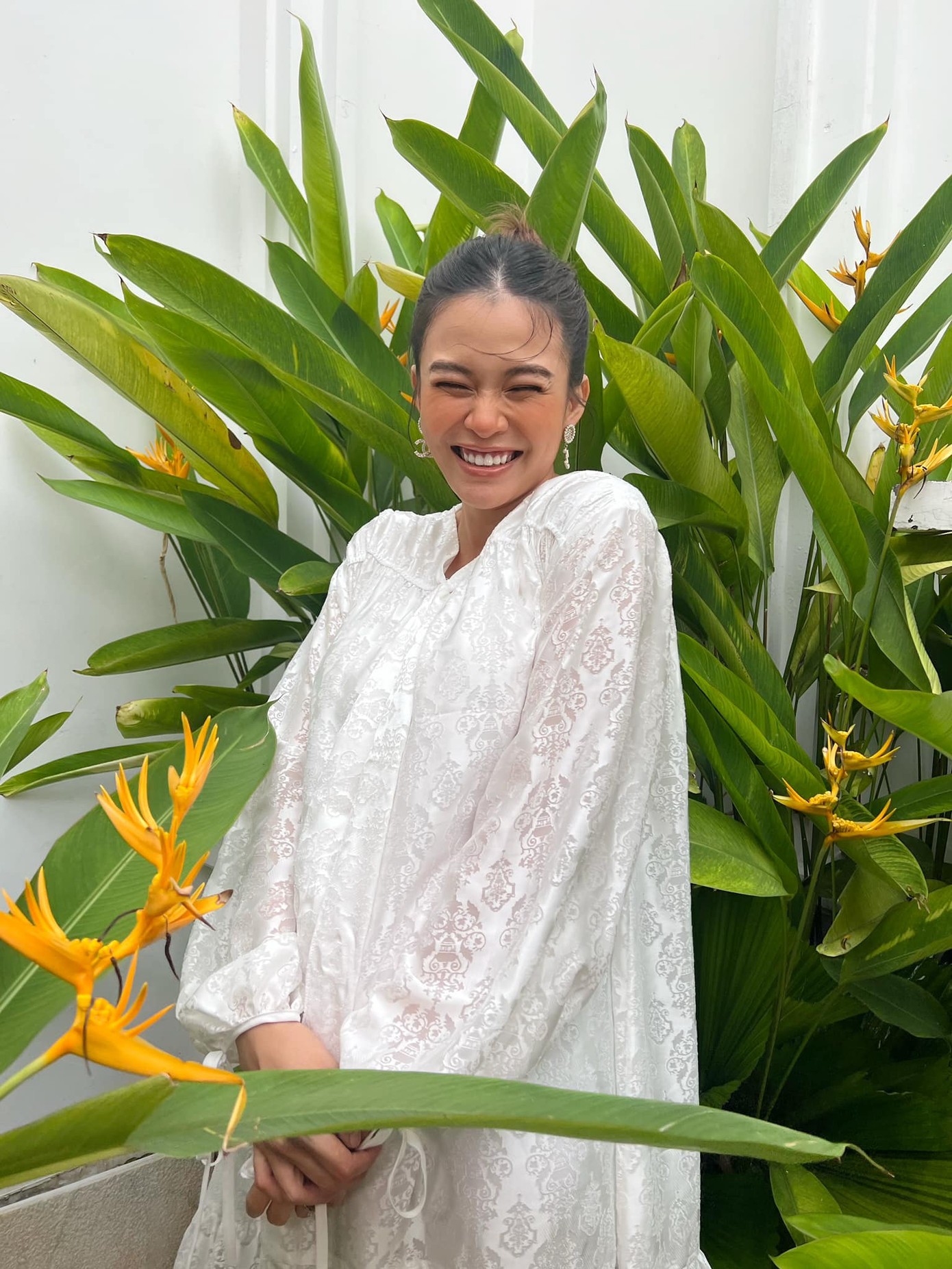 Trong những tháng thai kỳ, cô luôn khiến khán giả ngưỡng mộ bởi vẻ ngoài xinh đẹp. Trong những tháng thai kỳ, cô luôn khiến khán giả ngưỡng mộ bởi vẻ ngoài xinh đẹp.