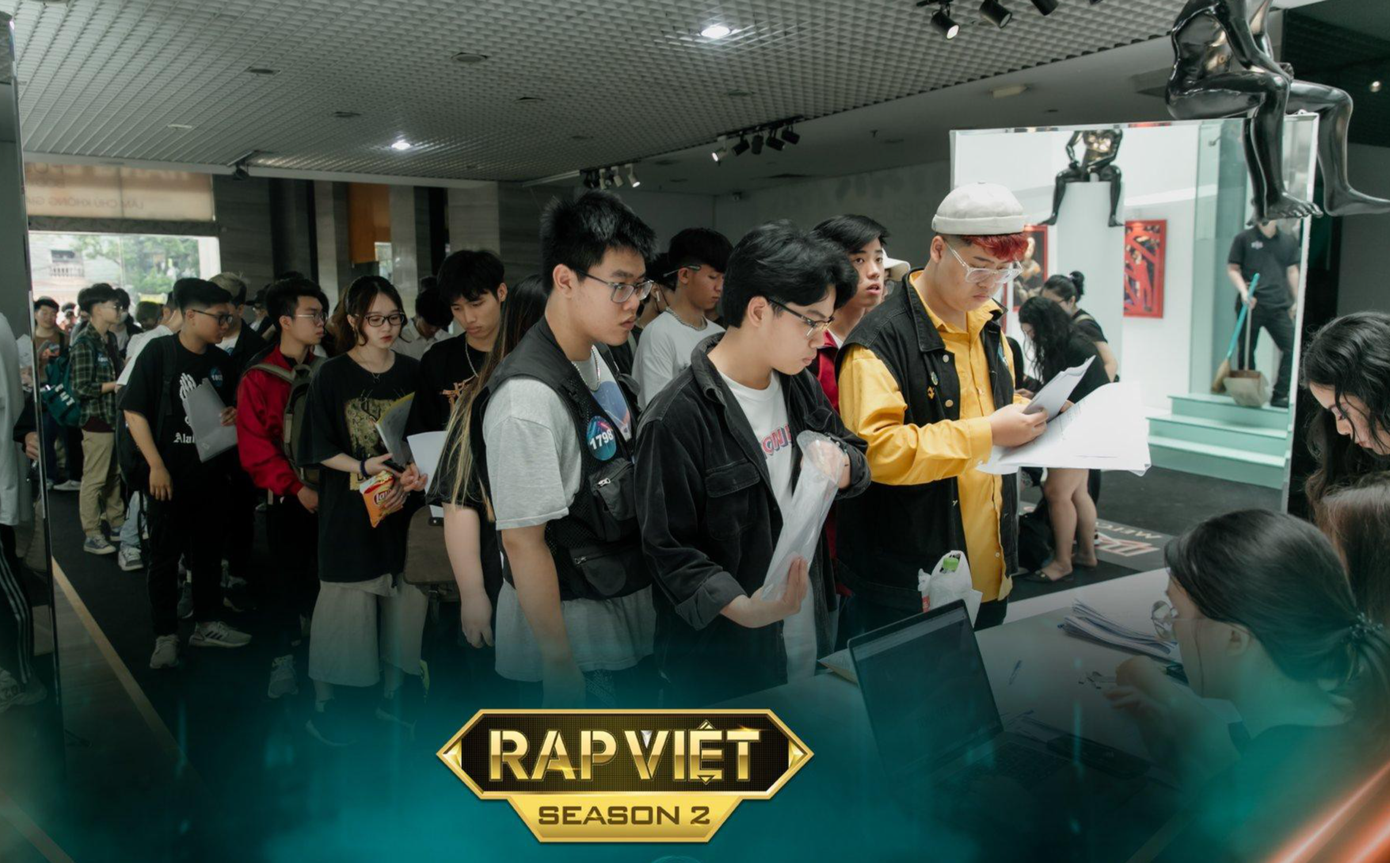 Số lượng thí sinh tham gia casting Rap Việt 2021 lớn hơn rất nhiều so với mùa đầu tiên. Số lượng thí sinh tham gia casting Rap Việt 2021 lớn hơn rất nhiều so với mùa đầu tiên.