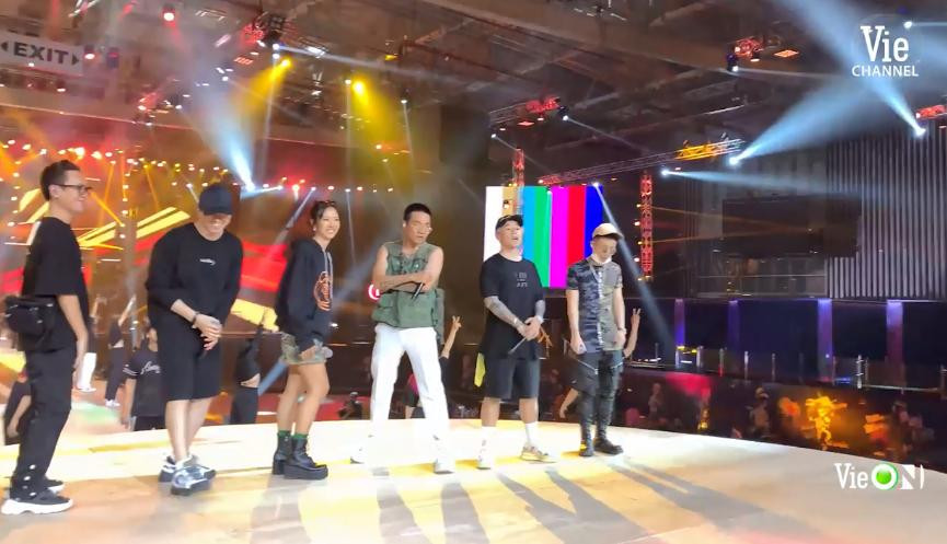 Những hình ảnh về buổi tổng duyệt của concert Rap Việt All-Star.