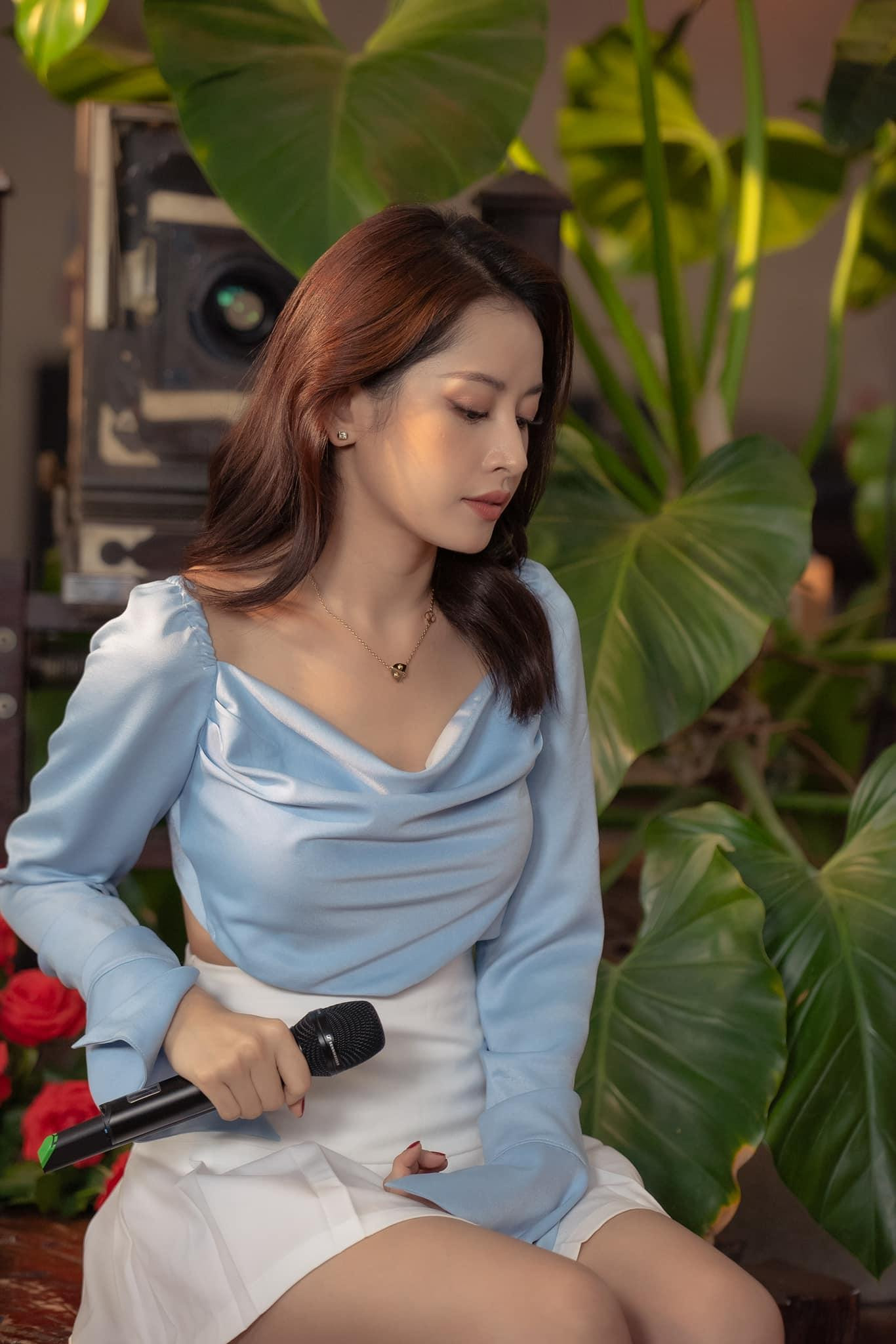 Chi Pu từng comeback "sương sương" cùng Miu Lê trong "Vì Mẹ Anh Bắt Chia Tay".