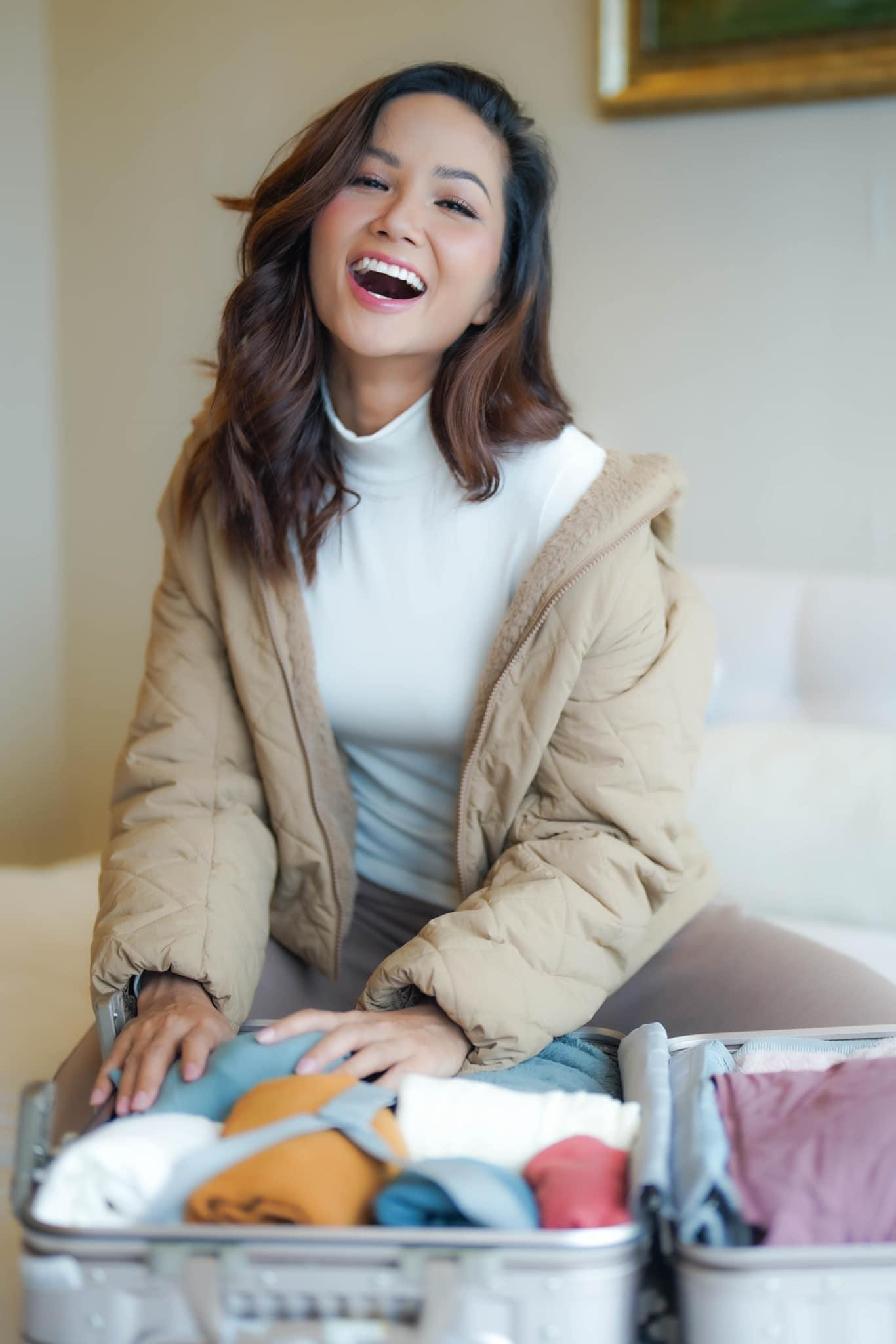 Bên cạnh nhan sắc và thần thái, H'Hen Niê còn được yêu thích bởi sự thật thà, đáng yêu.